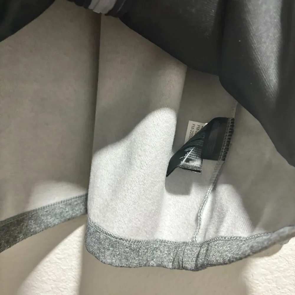 The North Face Gray Full Zip Jacket XL Gorpcore Outdoor Hiking Sporty Raglan‎
